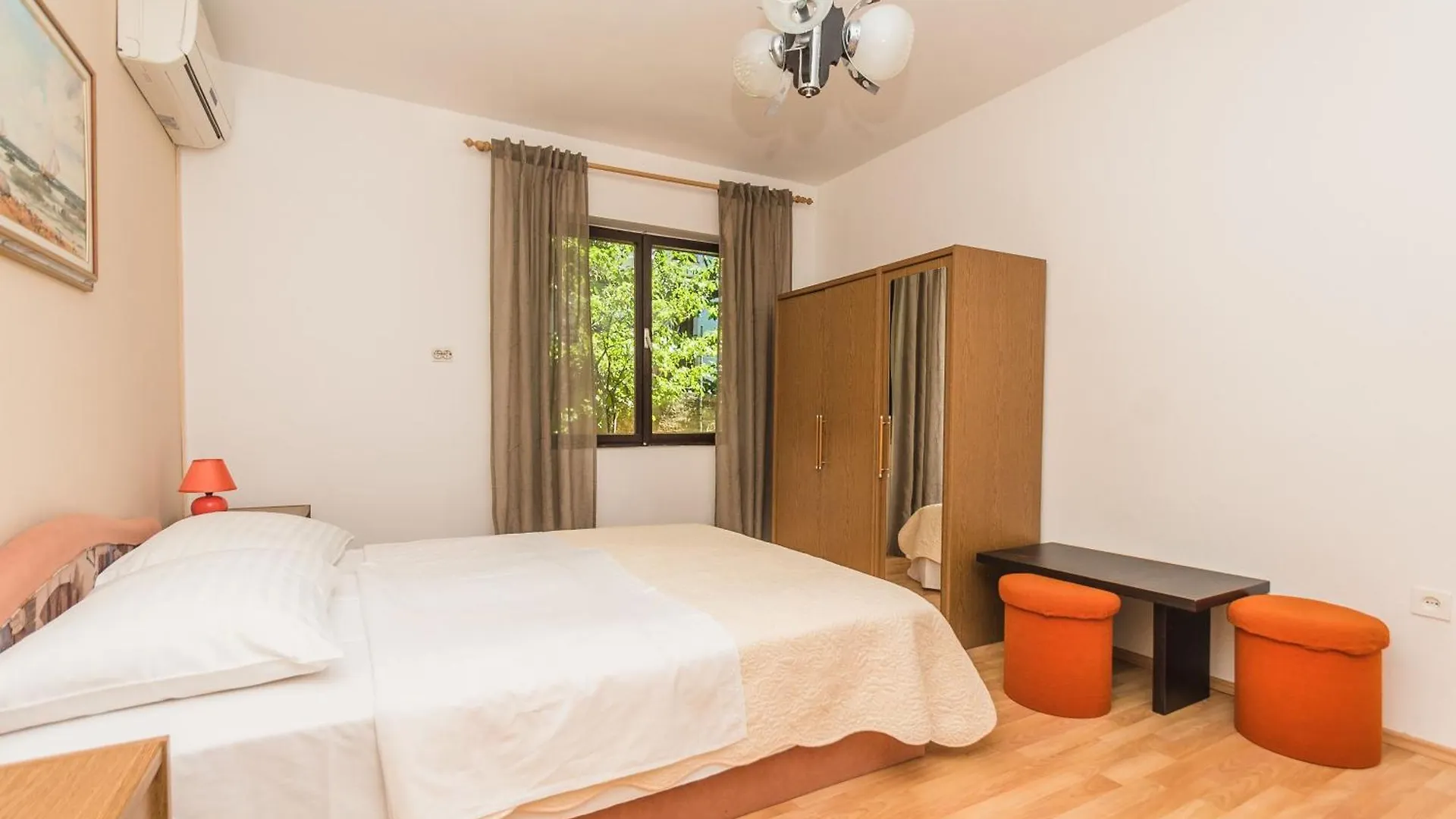 Schoene Erdgeschosswohnung Mit Sonnenterrasse Dramalj