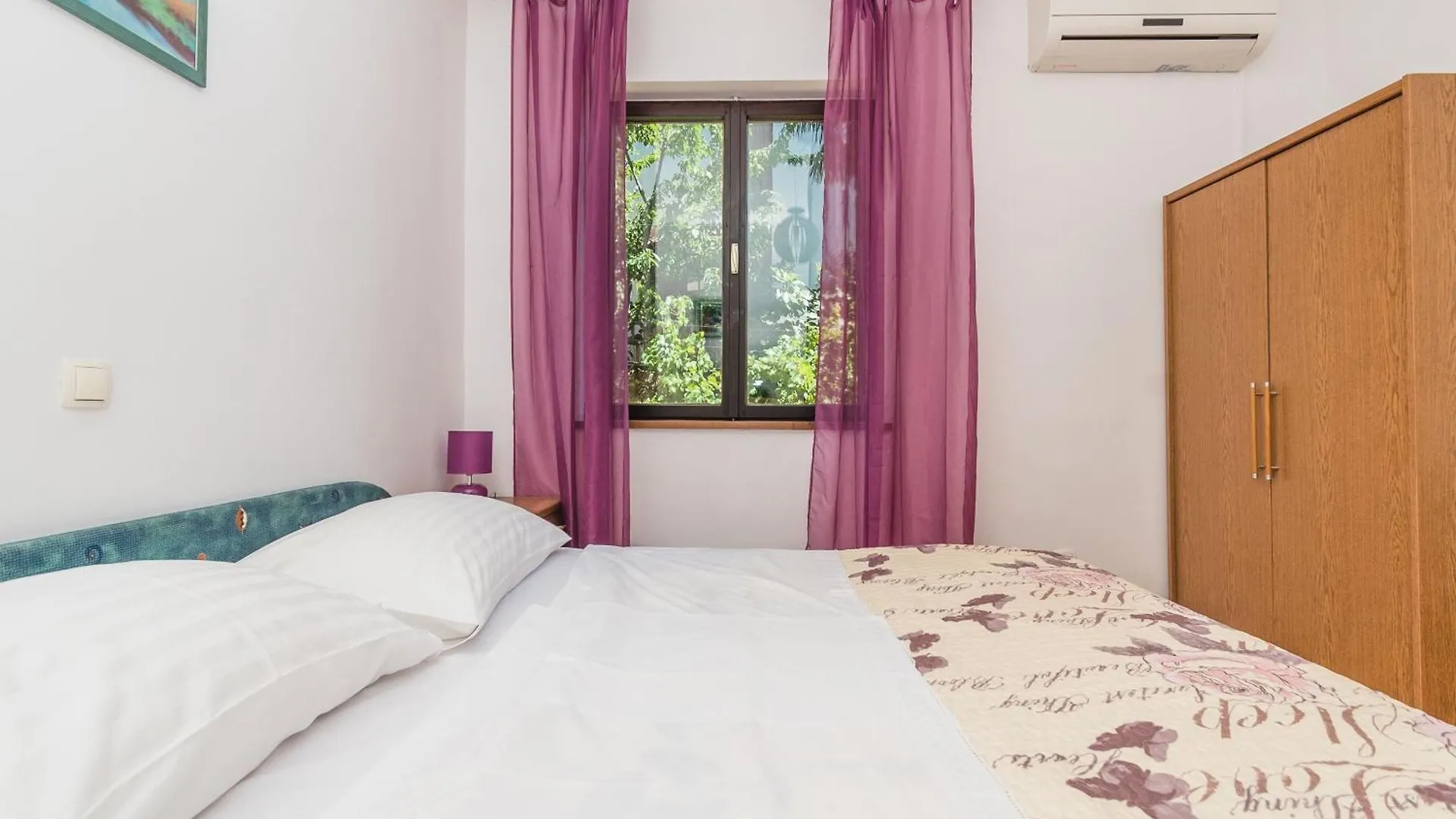 Schoene Erdgeschosswohnung Mit Sonnenterrasse Dramalj 0*,  Croatia
