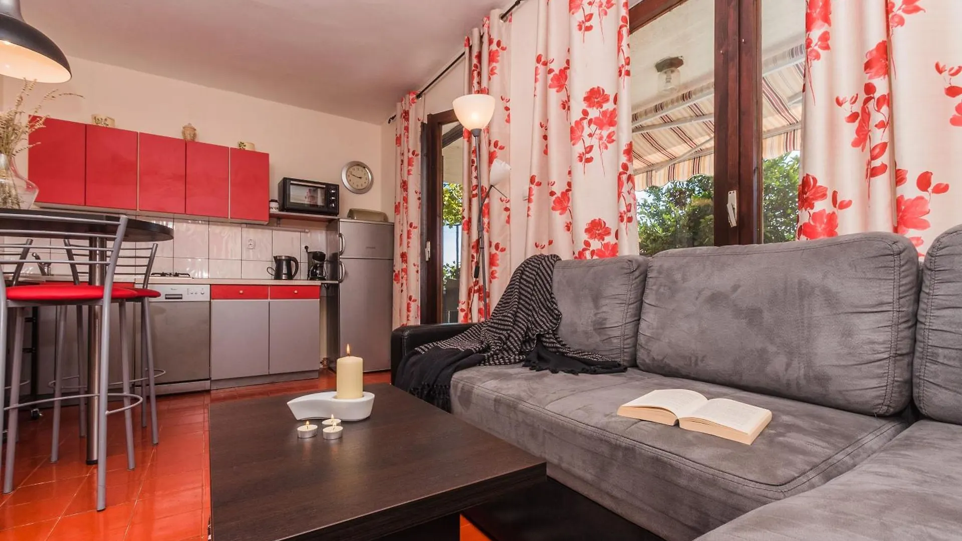 Apartment Schoene Erdgeschosswohnung Mit Sonnenterrasse Dramalj