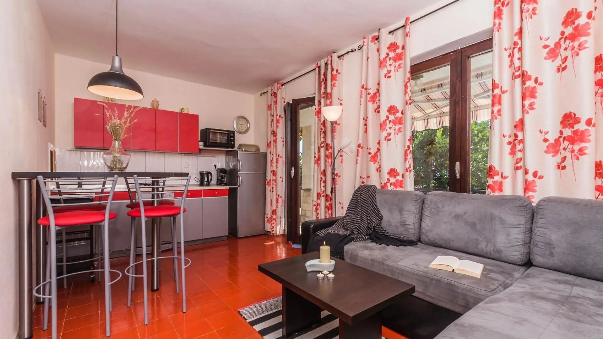 Apartment Schoene Erdgeschosswohnung Mit Sonnenterrasse Dramalj